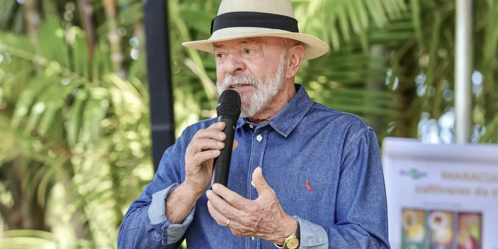 Lula vai a SP para tirar excesso de pele na cabeça e tratar tendinite