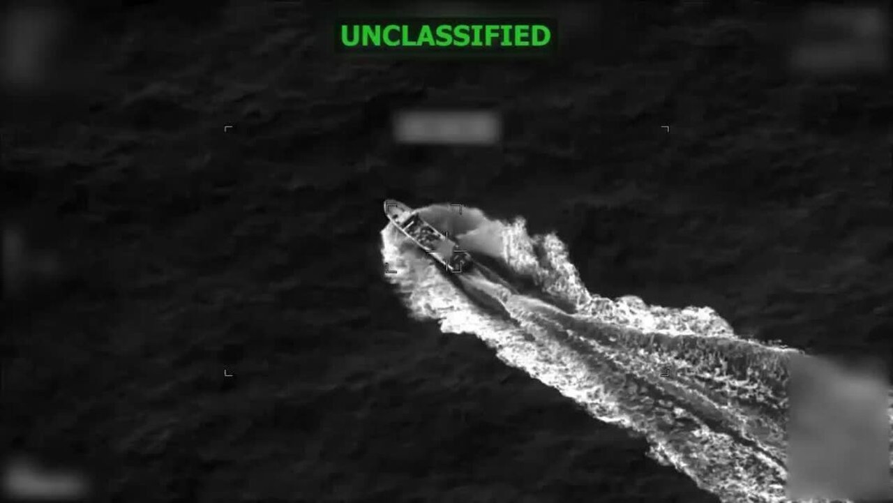 EUA matam 3 pessoas em ataque a embarcação no Oceano Pacífico